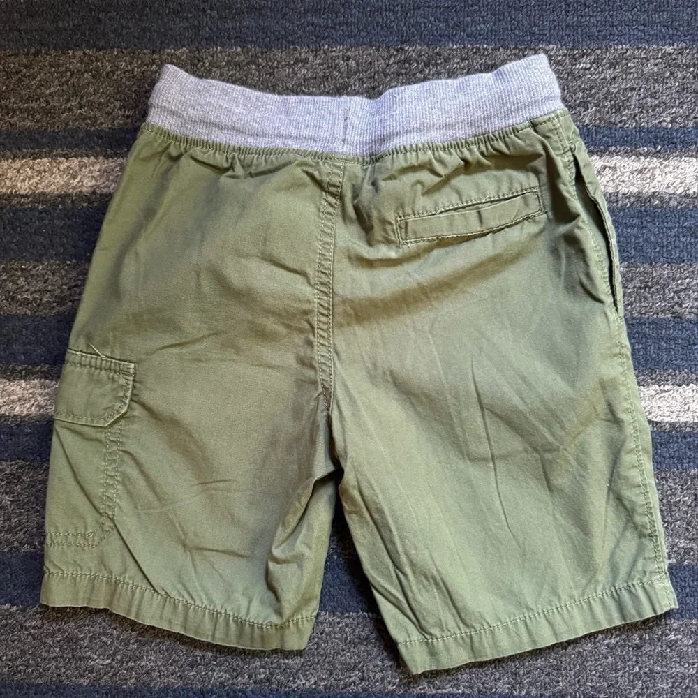 Carter’s Boys Olive‎ Green Cargo Shorts Size 5